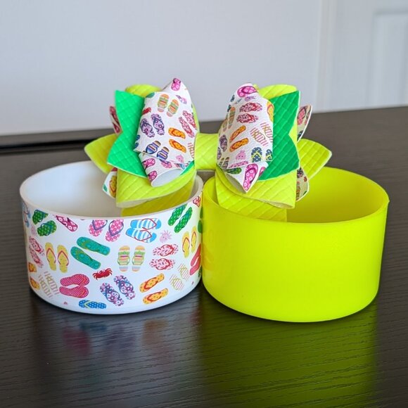 NWT Stanley 40oz Neon Yellow Tumbler w/ Matching Flip-Flops Bow & Boot - Picture 8 of 9